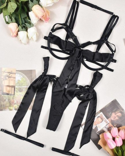Liora Bondage Lingerie Set - 图片 3